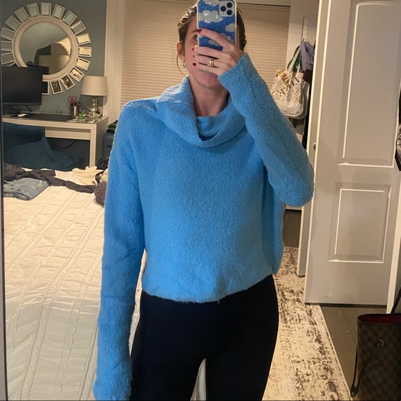 Free People Sweaters - Free People cropped blue turtleneck